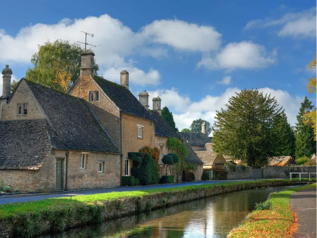 Cotswolds Villages (Bibury, Bourton-on-the-Water)