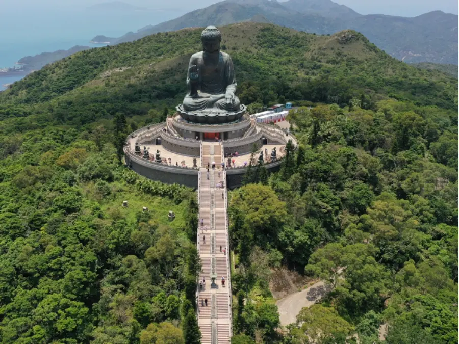 Tian Tan Buddha