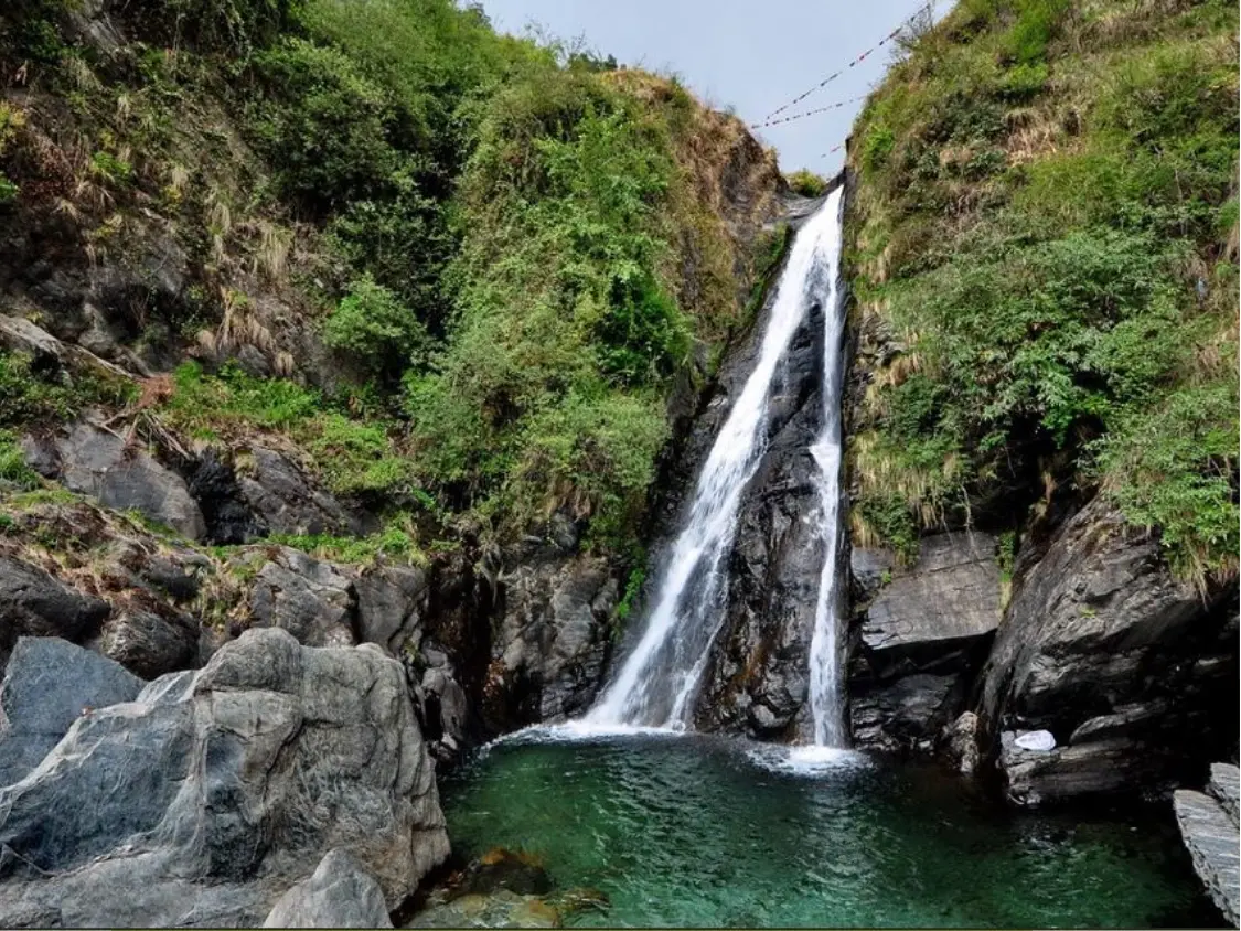 Bhagsunag Waterfall